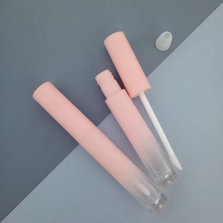 lipgloss tube